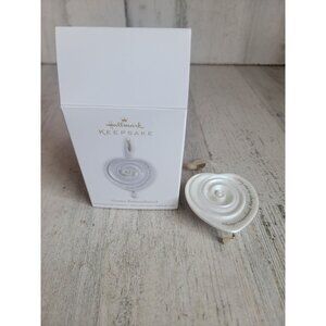 Hallmark Always Remembered ornament Xmas heart